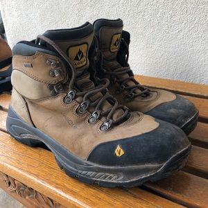 Vasque Hiking boots men’s size 13